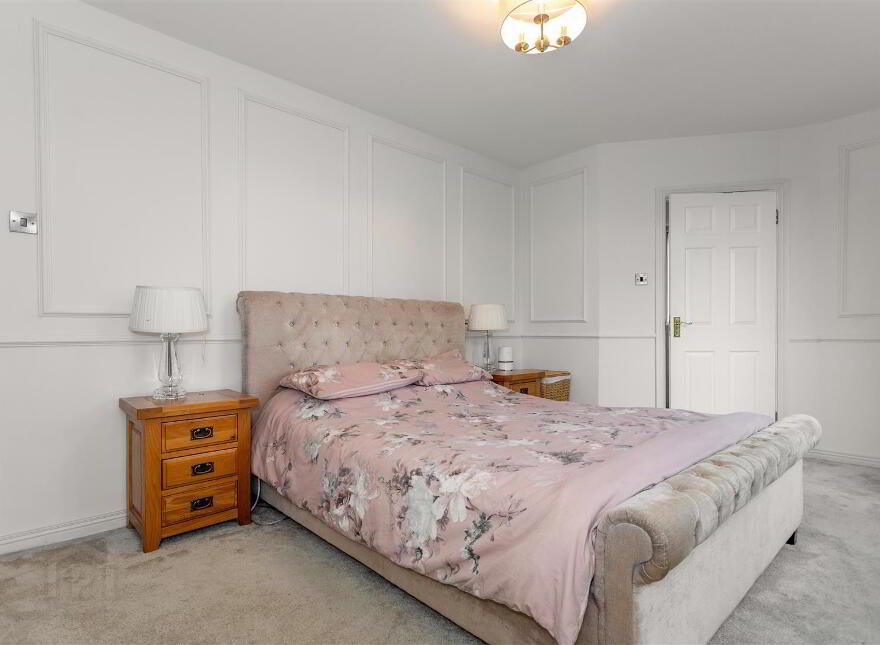 "Lakaz" Steeple Road, Antrim, BT41 2QE