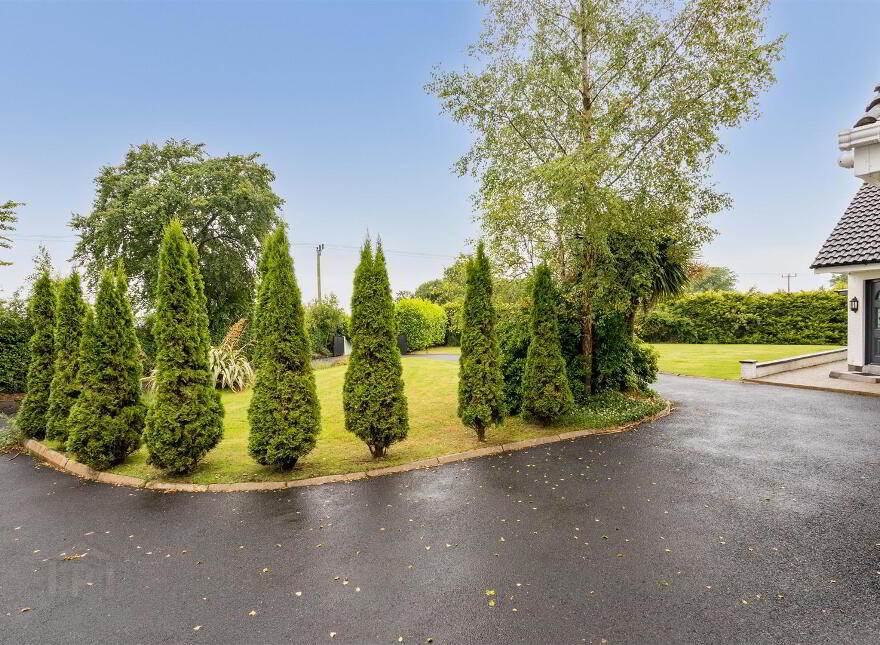 "Lakaz" Steeple Road, Antrim, BT41 2QE
