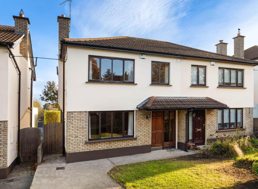 11 Birchfield Lawn, Goatstown, Dublin, D14R6C5 photo