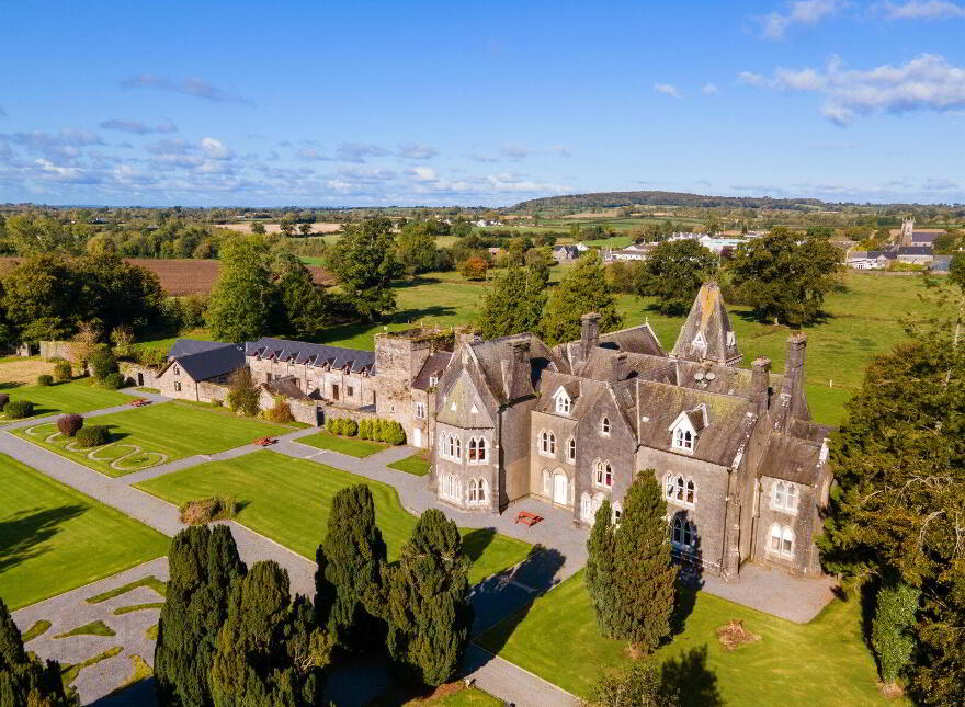 Knocktopher Abbey, Knocktopher, R95TD82