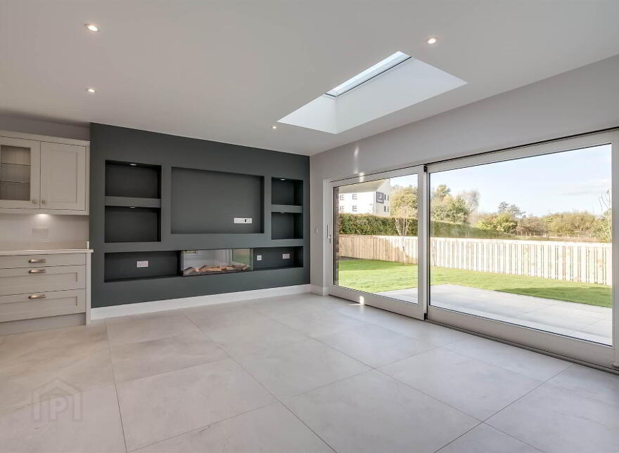 2 Lagan Villas, Hillsborough Road, Lisburn, BT27 5QY