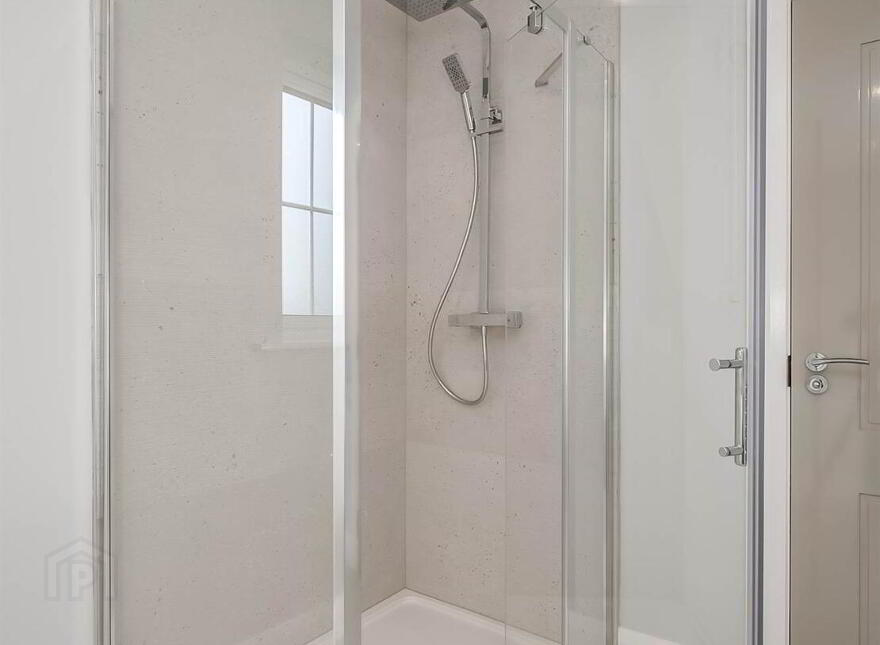 2 Lagan Villas, Hillsborough Road, Lisburn, BT27 5QY