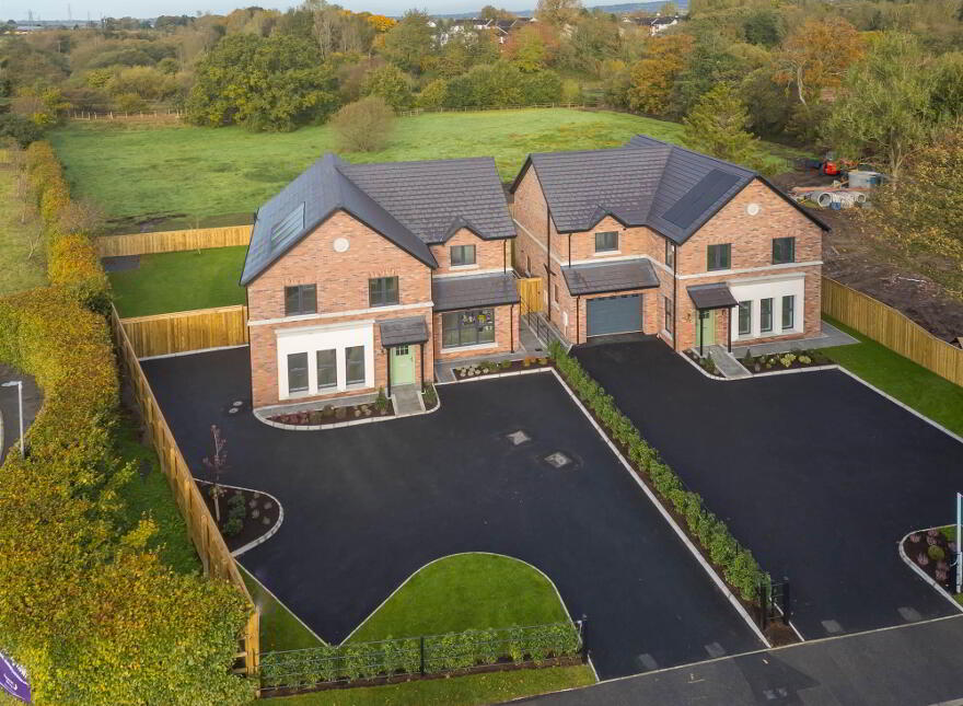 2 Lagan Villas, Hillsborough Road, Lisburn, BT27 5QY
