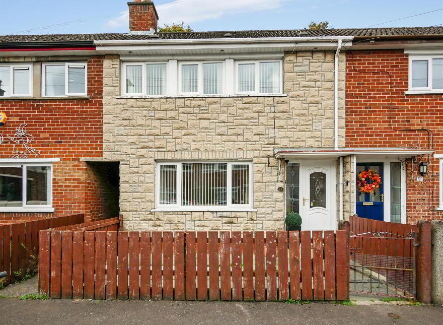 28 Minnowburn Drive, Belvoir Park, Belfast, BT8 7QJ photo