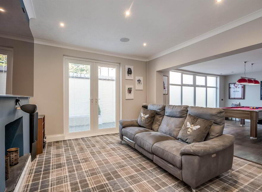 1 Belfast Road, Newtownards, BT23 4BJ