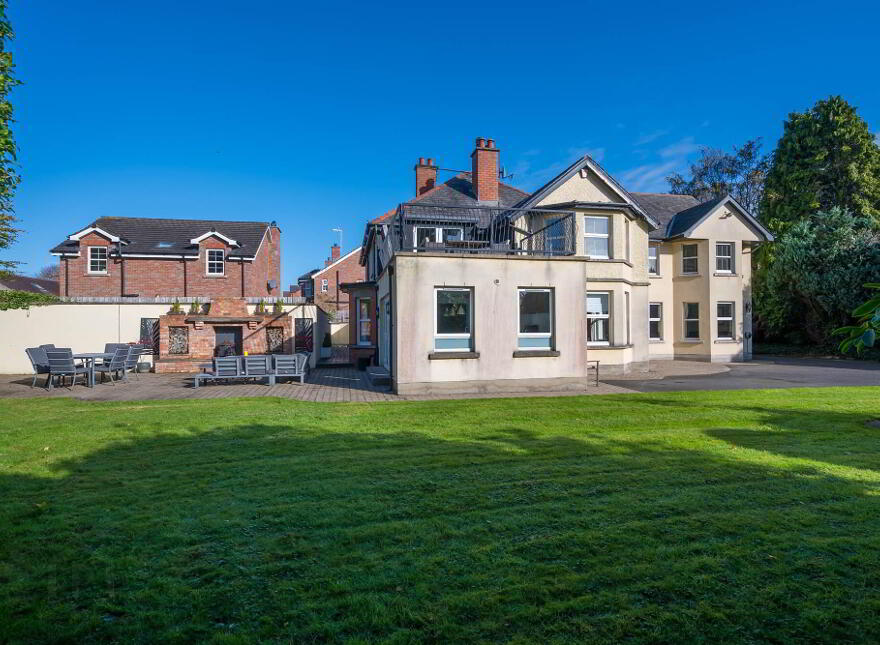 1 Belfast Road, Newtownards, BT23 4BJ