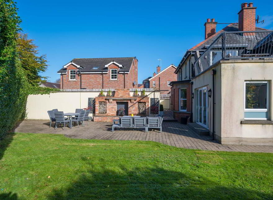 1 Belfast Road, Newtownards, BT23 4BJ