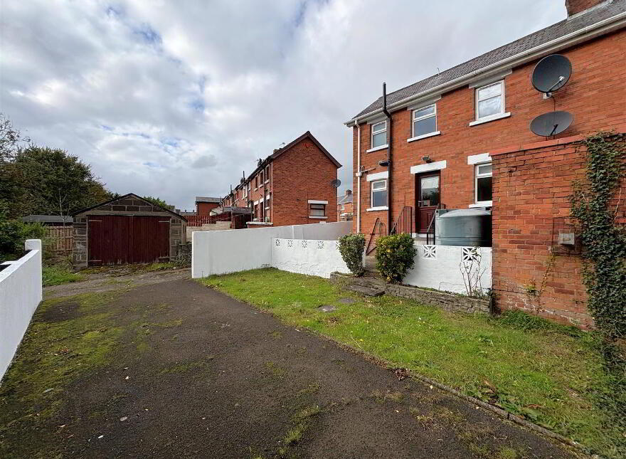 96 Premier Drive, Belfast, BT15 3LY