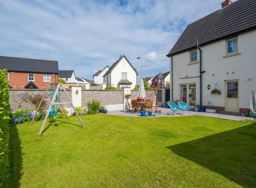 37 Coopers Mill Park, Dundonald, Belfast, BT16 1SX