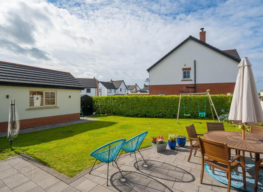 37 Coopers Mill Park, Dundonald, Belfast, BT16 1SX