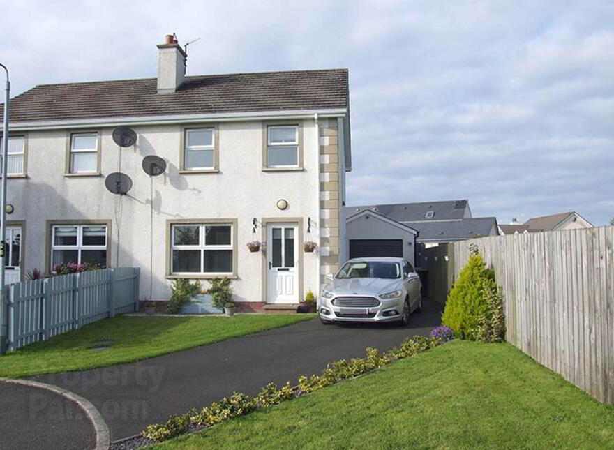 24 Whitehall Place, Ballycastle, BT54 6WN photo