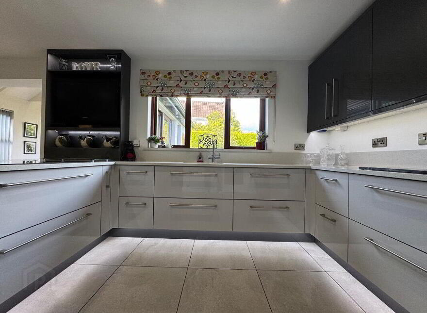 4 Crevenagh Grove, Omagh, BT79 0HN