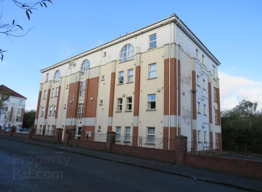 5a Musgrave Manor, Belfast, BT9 7GG photo