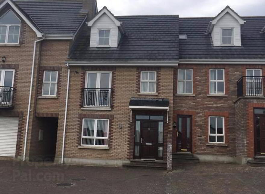 STUDENT LET 2025-26, 10 Millstone Grove, Portstewart, BT55 7GS photo