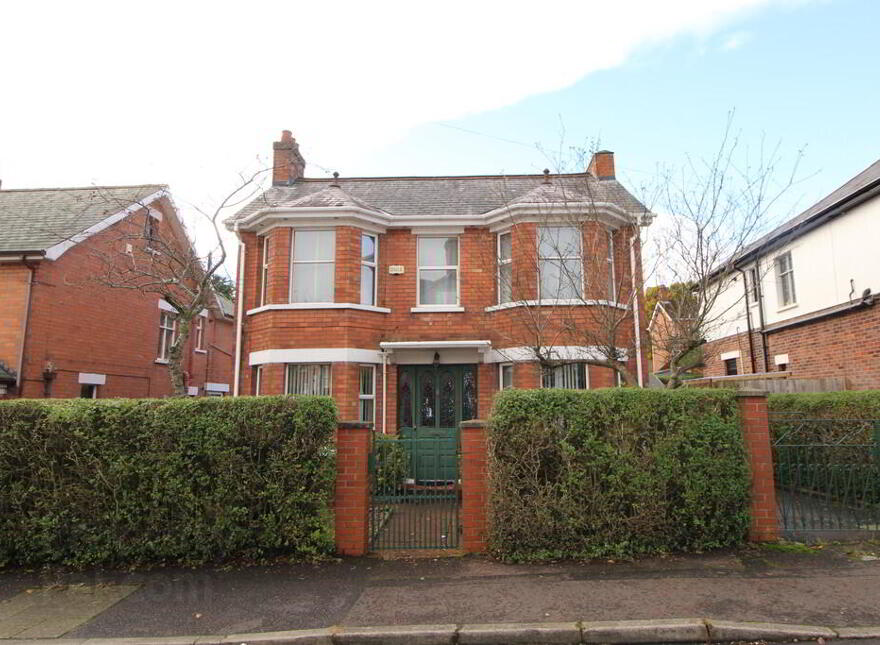 70 Victoria Gardens, Belfast, BT15 5DE photo