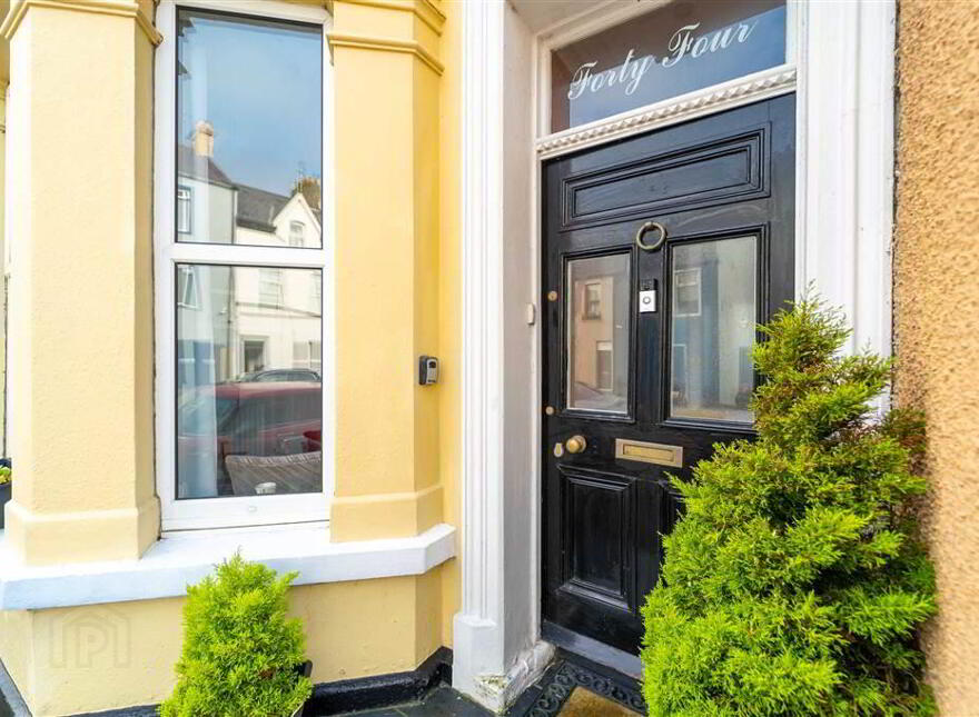 44 Victoria Road, Bangor, BT20 5EX