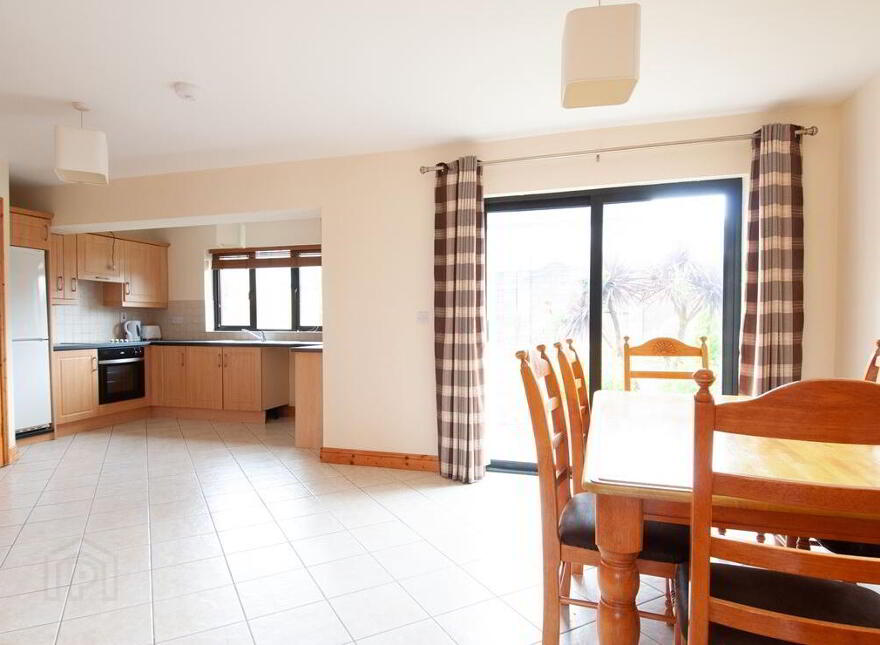 30 Pearsons Brook, Gorey, Wexford, Y25K248