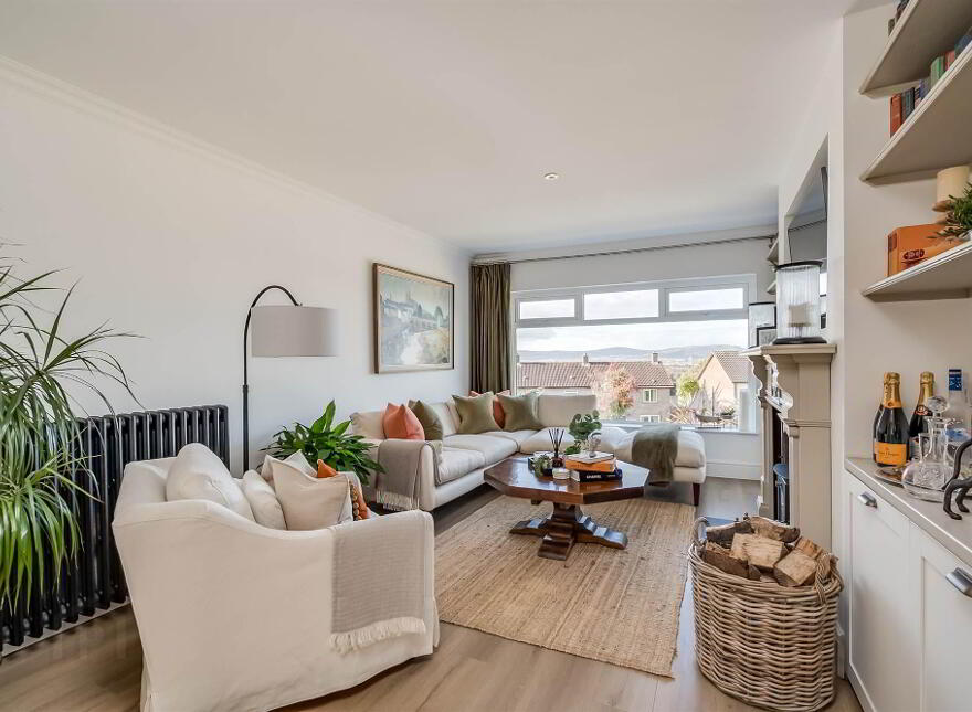 193 Lower Braniel Road, Belfast, BT5 7NP