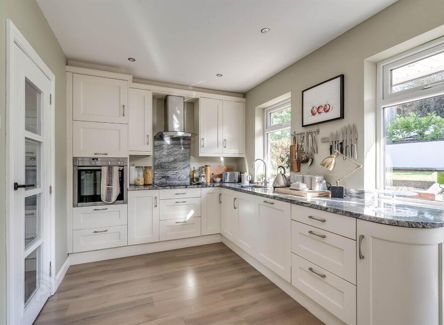 193 Lower Braniel Road, Belfast, BT5 7NP
