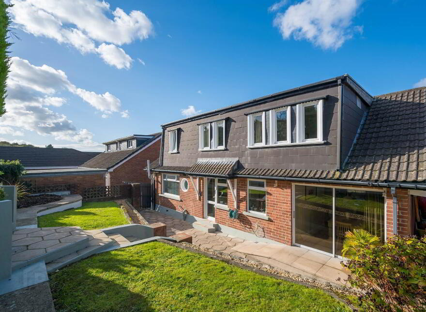 193 Lower Braniel Road, Belfast, BT5 7NP