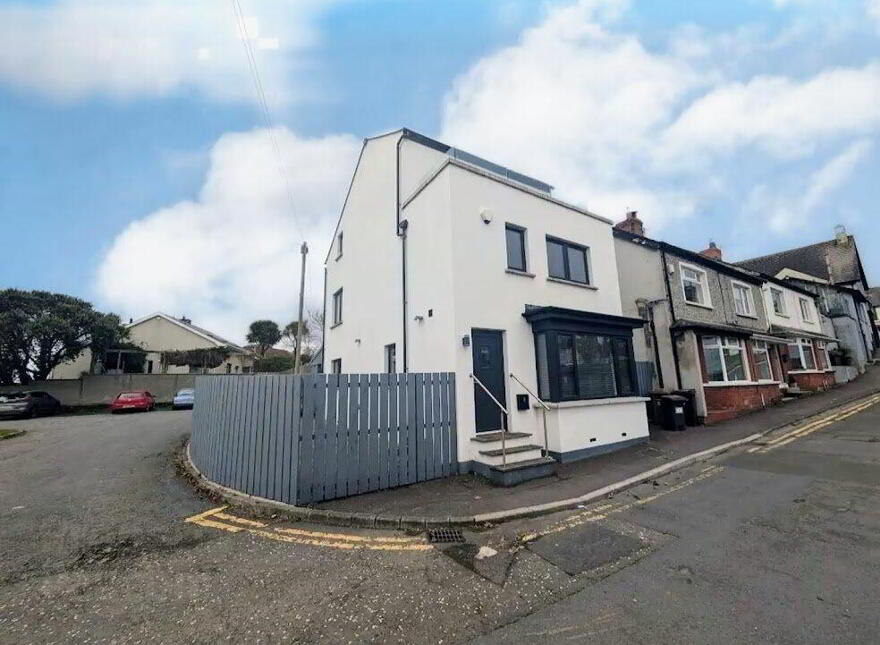 9 Harbour Road, Groomsport, Bangor, BT19 6JP photo