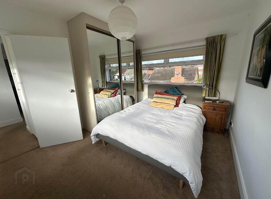 29 Blackwood Crescent, Helen's Bay, BT19 1TJ