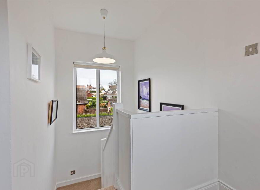 29 Blackwood Crescent, Helen's Bay, BT19 1TJ