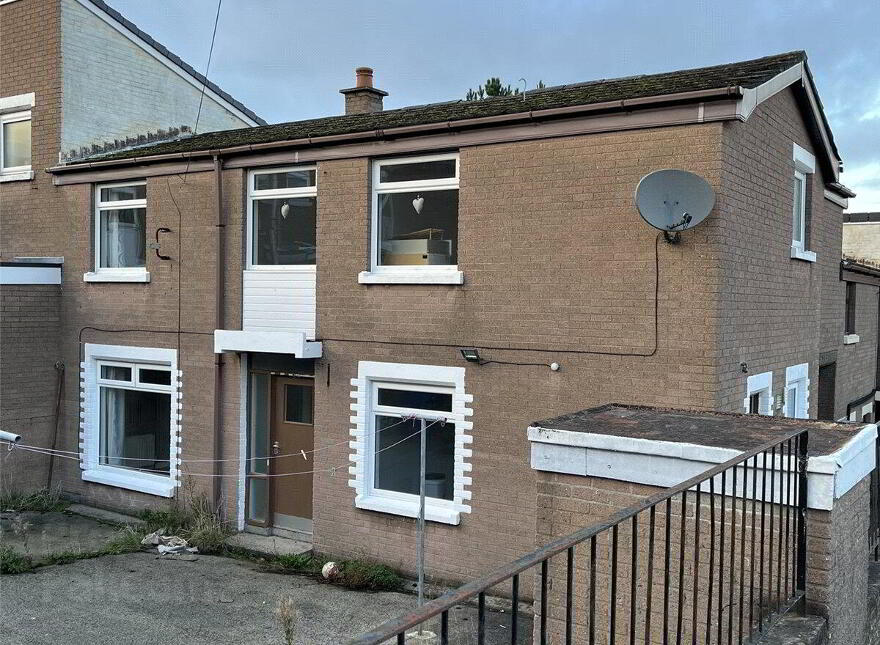 4 Lowland Gardens, Belfast, BT5 7BJ photo