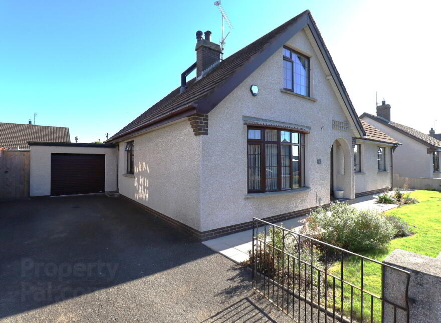 10 Needham Court, Knockchree Avenue, Kilkeel, BT34 4JQ photo