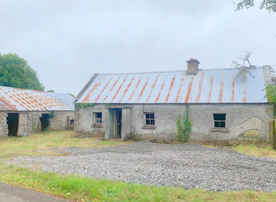 Leabeg, Blueball, Tullamore, Offaly, R35FK22 photo