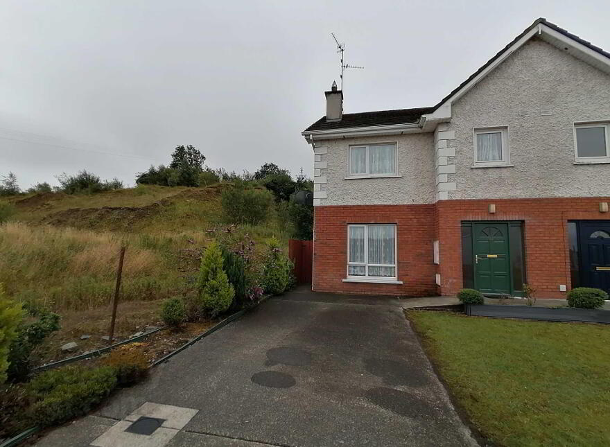 12 Fort Village, Gortnakesh, H12WD35 photo