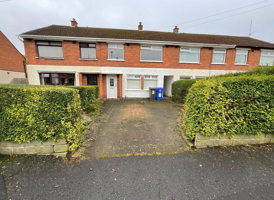 18 Erinvale Drive, Belfast, BT10 0GE photo