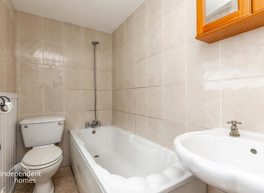 36 Glynn Road, Larne, BT40 3BB