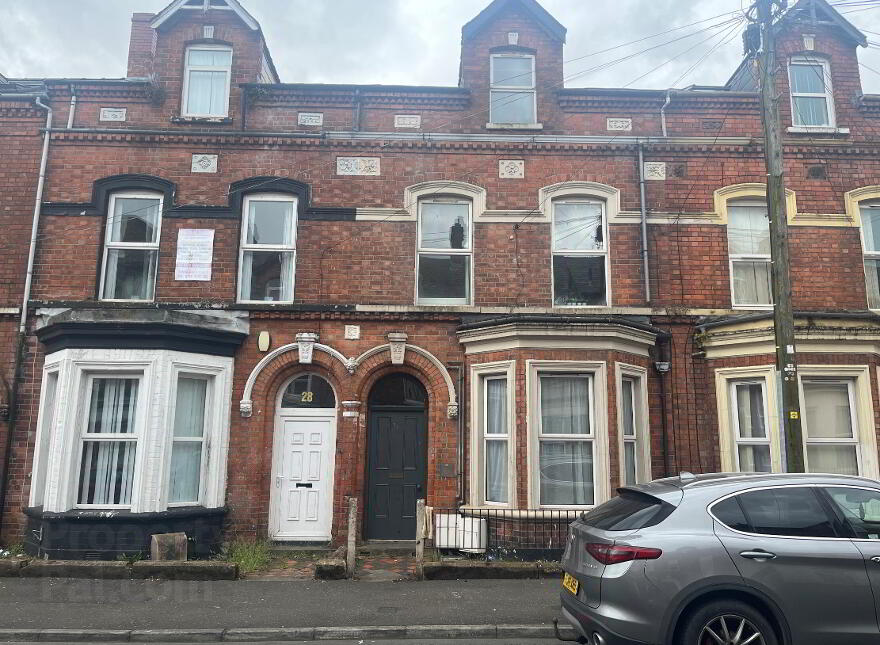 Flat 1, 30 Fitzroy Avenue, Belfast, BT7 1HR photo