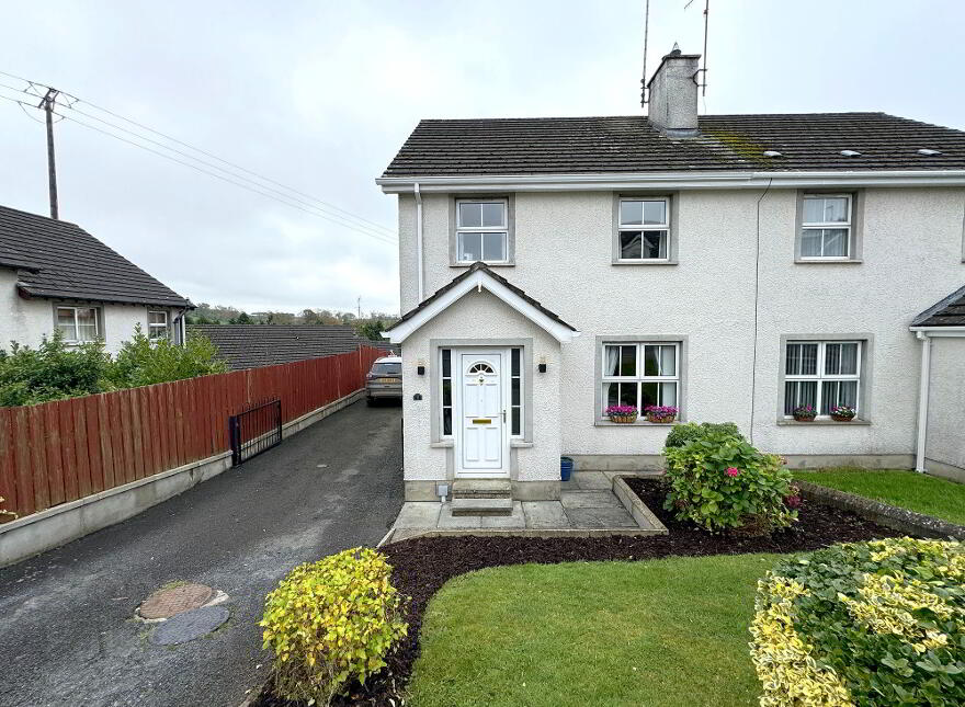 7 Bovennett Heights, Loughbrickland, Banbridge, BT32 3GA photo