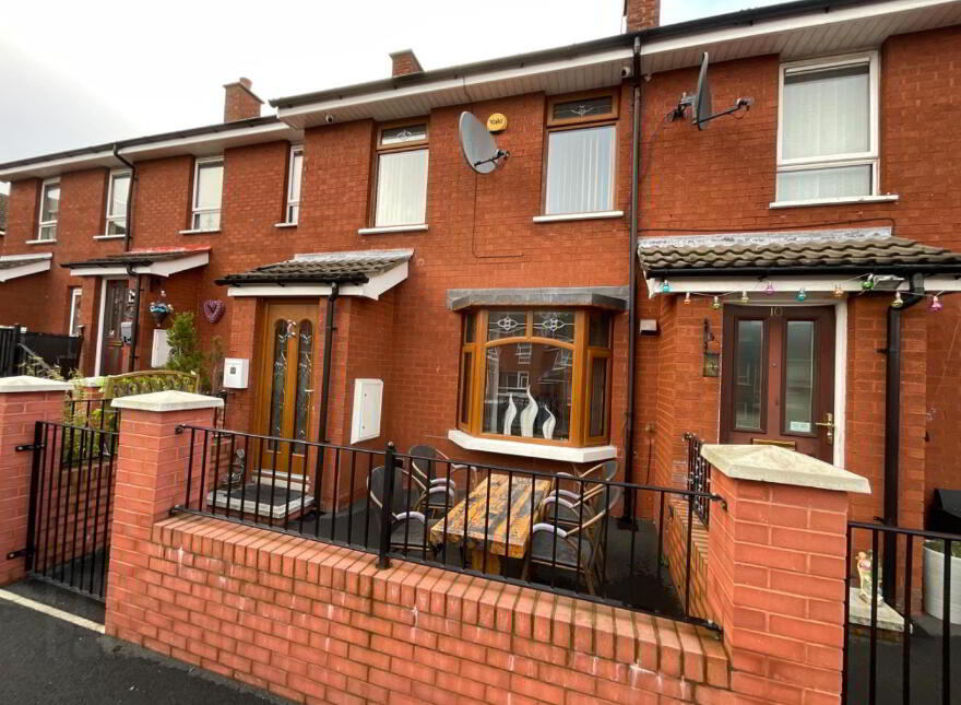 9 Foyle Court, Belfast, BT14 6DF photo