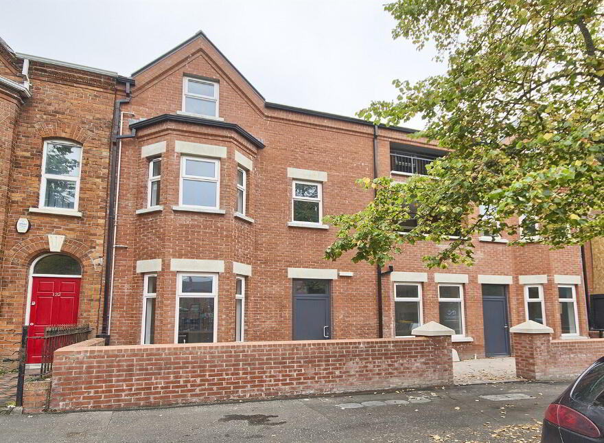 Apt 5, 134 University Avenue, Belfast, BT7 1GZ photo