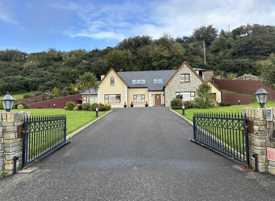 Loch View, Ballyargus, Redcastle, F93F4E7 photo