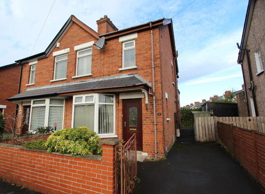 45 Holland Drive, Belfast, BT5 6EJ photo