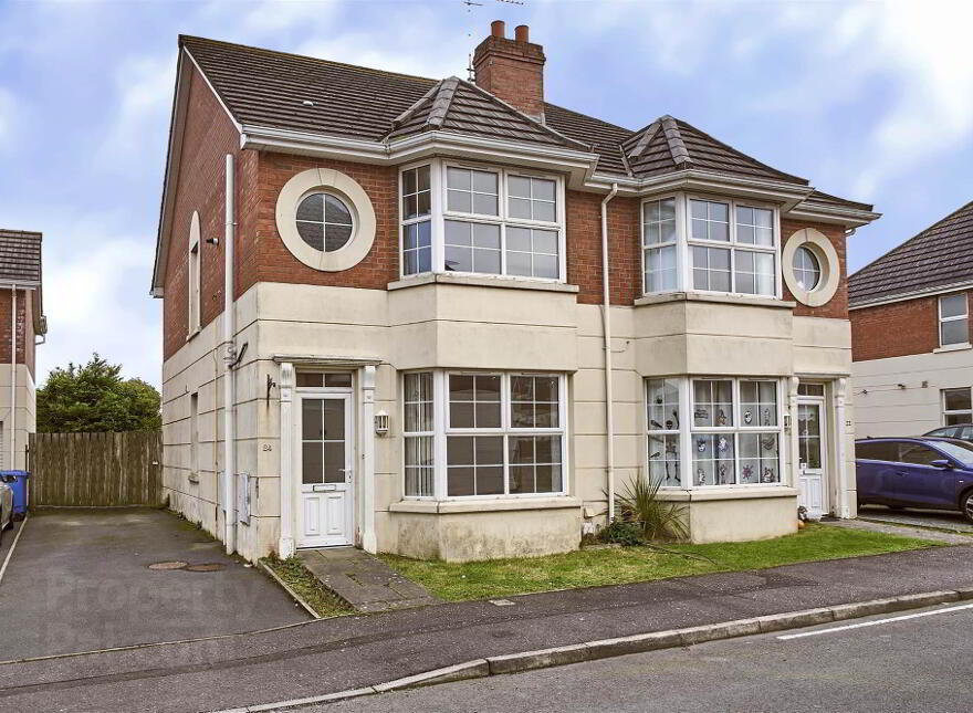 24 Upritchard Crescent, Bangor, BT19 7AS photo