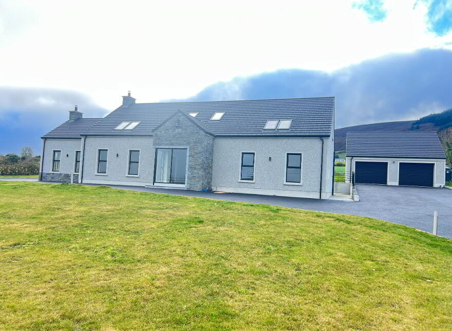 4b Trasna Road, Newry, BT35 8LG photo