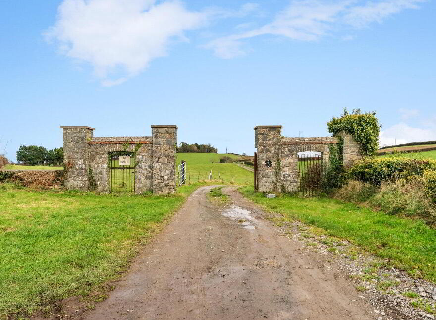 Longview Lodge, 7a Inishargy Road, Kircubbin, Newtownards, BT22 2RG