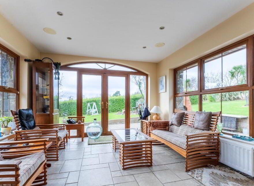 Longview Lodge, 7a Inishargy Road, Kircubbin, Newtownards, BT22 2RG