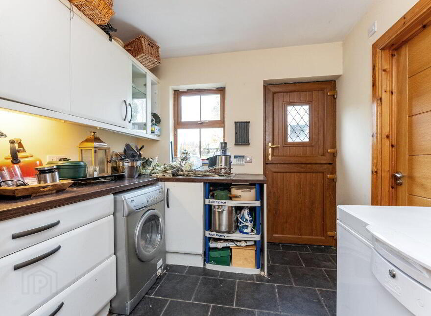 Longview Lodge, 7a Inishargy Road, Kircubbin, Newtownards, BT22 2RG