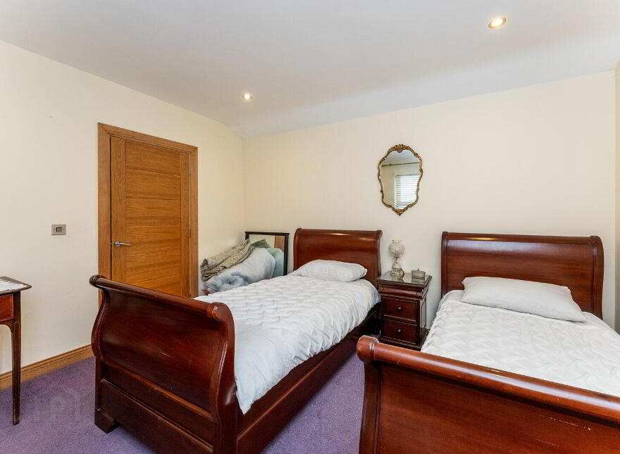 Longview Lodge, 7a Inishargy Road, Kircubbin, Newtownards, BT22 2RG