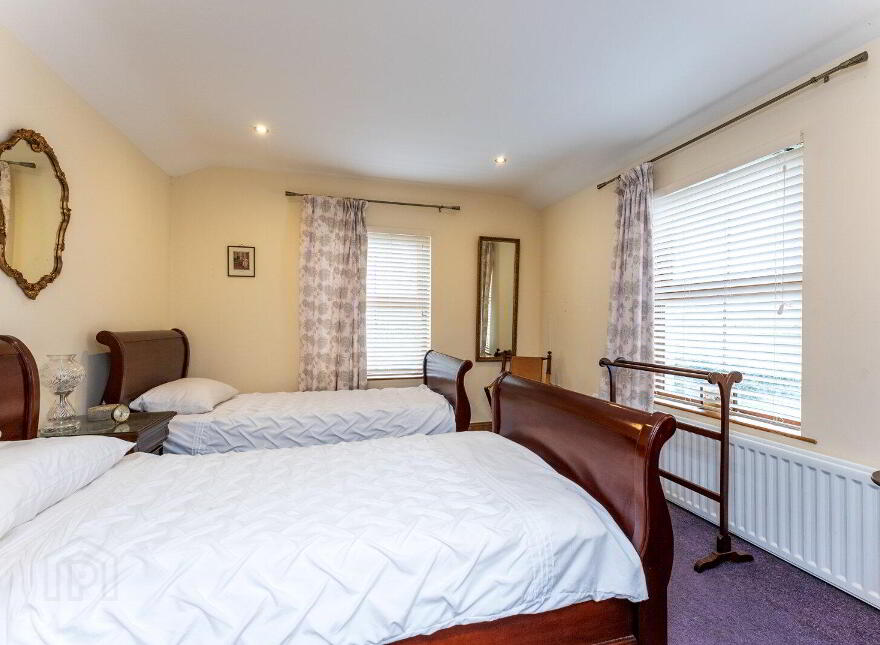Longview Lodge, 7a Inishargy Road, Kircubbin, Newtownards, BT22 2RG