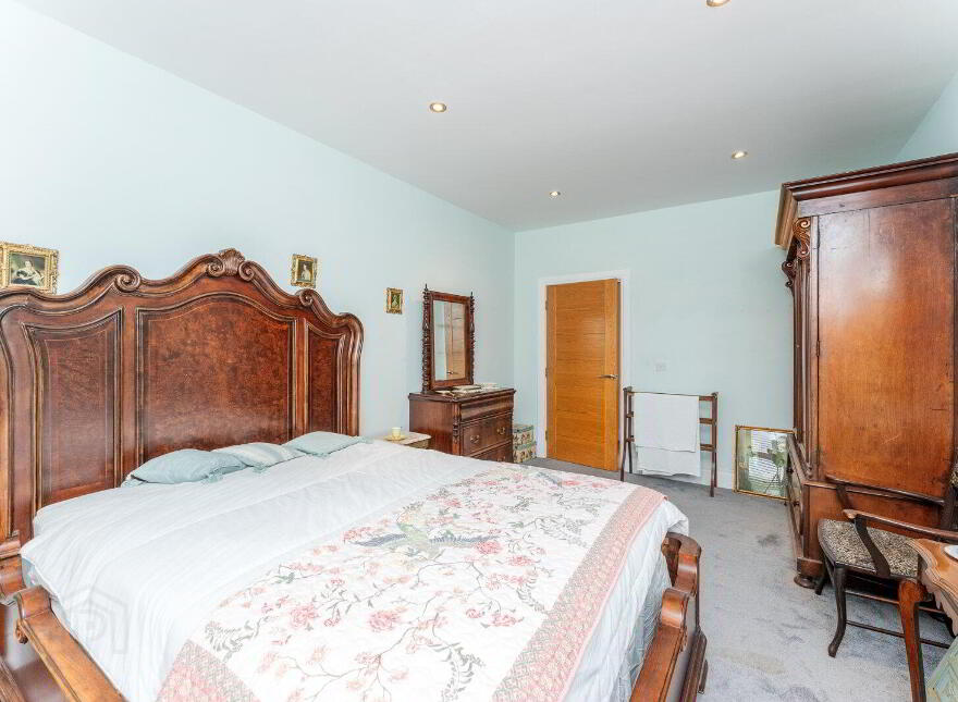 Longview Lodge, 7a Inishargy Road, Kircubbin, Newtownards, BT22 2RG
