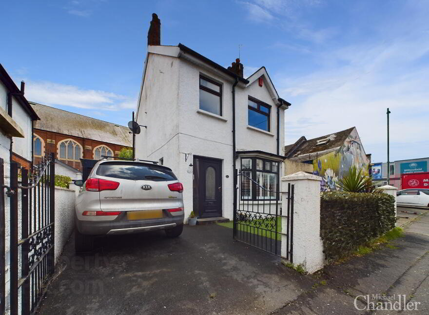 1a Loopland Park, Belfast, BT6 9DY photo