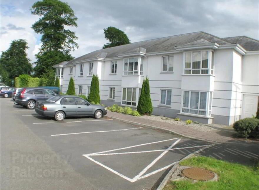 14 Nenagh Manor Retirement Apartments, Yewston, Nenagh, E45FX38 photo