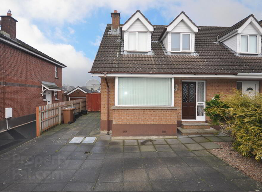 46 Greenwood Glen, Newtownbreda, Belfast, BT8 7WE photo